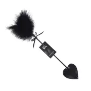 Бдсм и фетиш, перья