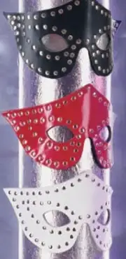 Маски красный