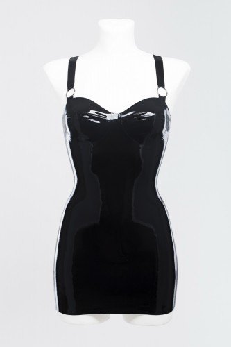Платье из латекса украшенное металлическими кольцами Latex Dress With Rings photo 1