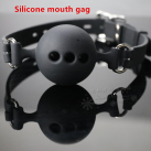 Силиконовый черный кляп photo 2